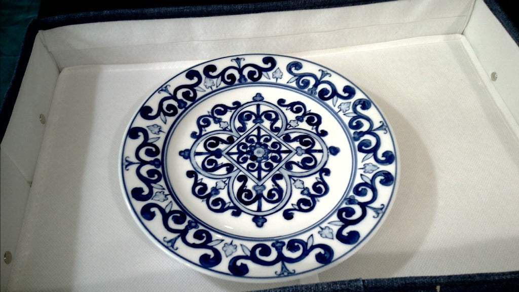 6 8" Vintage Bombay Company Blue and White pattern salad/accent plates