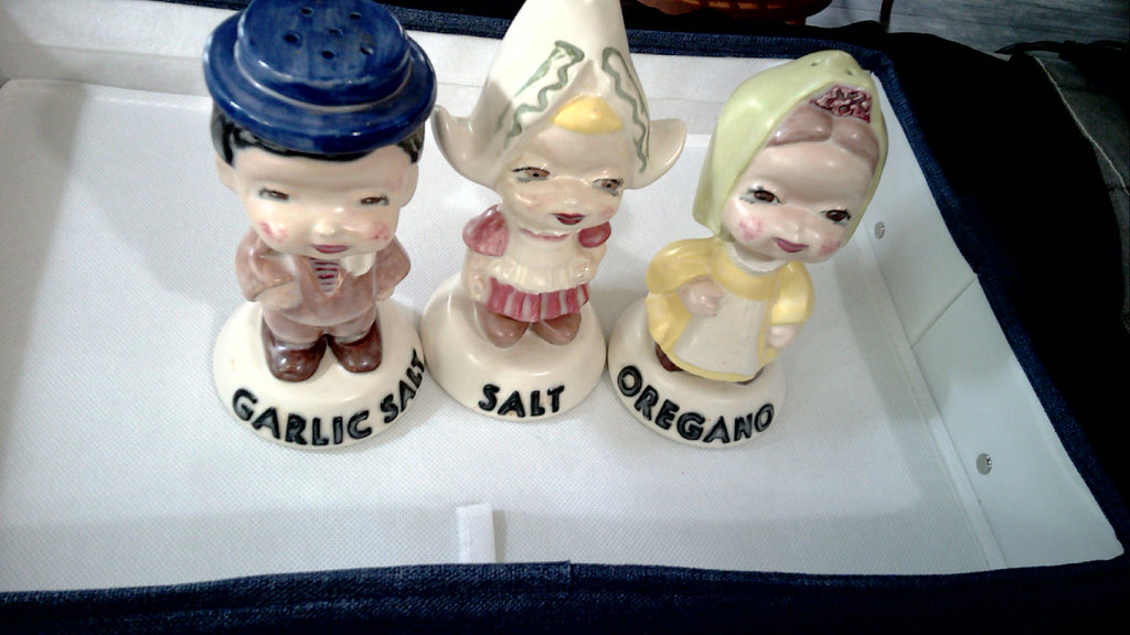 Vintage Ceramic Salt, Garlic salt and Oregano shakers no stoppers