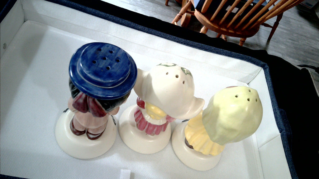 Vintage Ceramic Salt, Garlic salt and Oregano shakers no stoppers