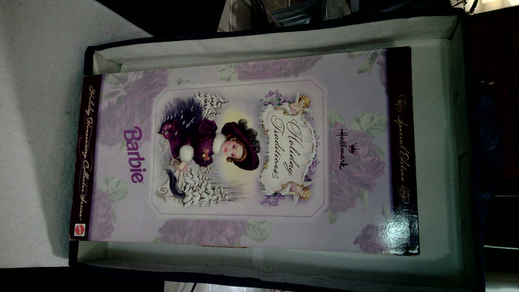 Vintage Barbie doll 1996 Hallmark Special Edition 1st doll in Holiday Homecoming Collector Series