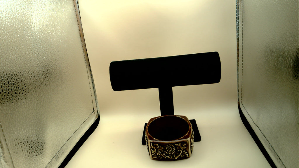 Vintage Square Shaped Floral Embossed Chunky Acrylic Resin Bracelet