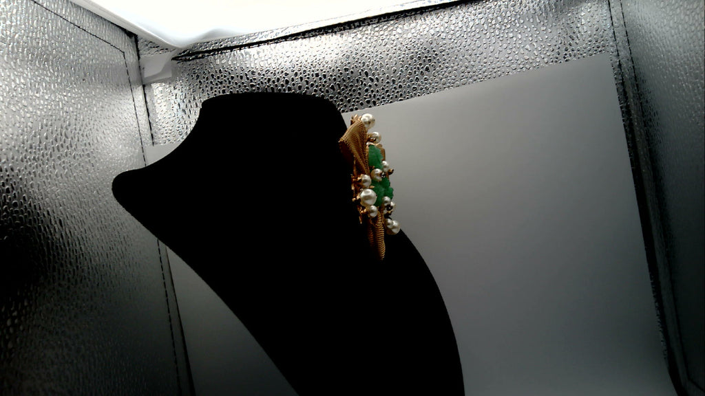 Vintage signed HOBE' Gold tone Mesh Bow Brooch Green Carved Glass  Jade Faux pearl with clear Rhinestones